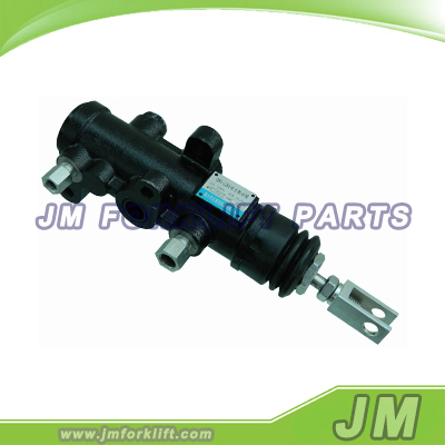 Brake Master Cylinder 230C5-40402(230C5-40401)