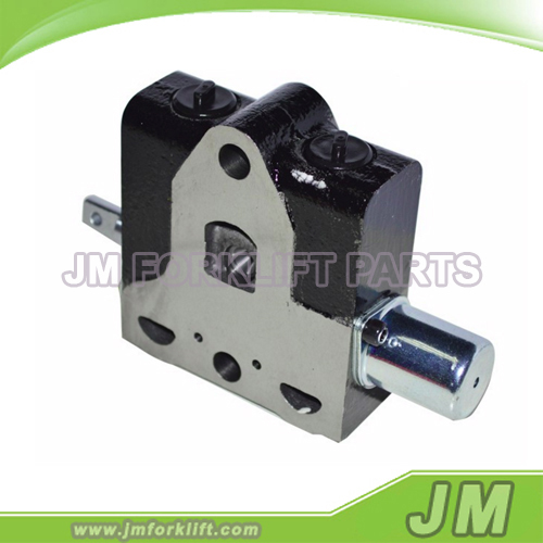 TOYOTA 8FD Multi-way valve assembly 67606-23330-71 