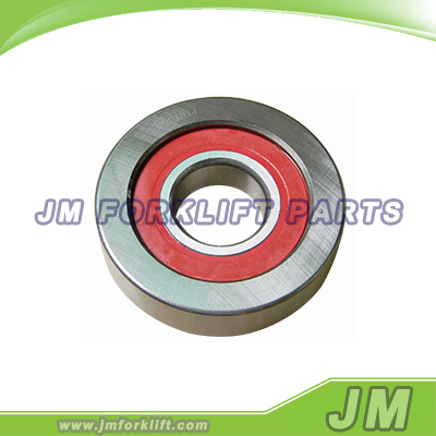 Mast roller D581814